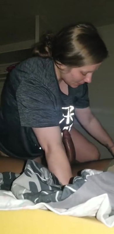 PAWG Takes Big BBC in the Trap