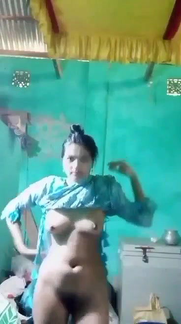 girlfriend dress change and nude show for lover