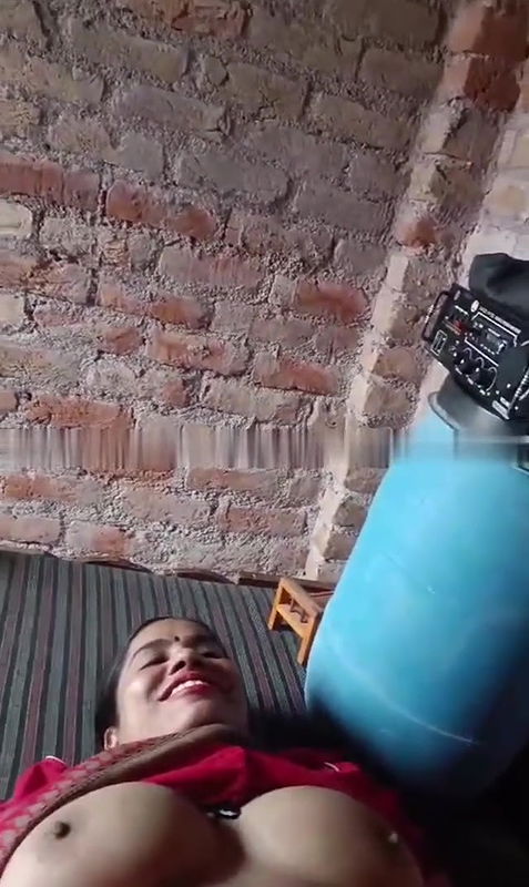 huge boobs bhabhi sex paid video with customer