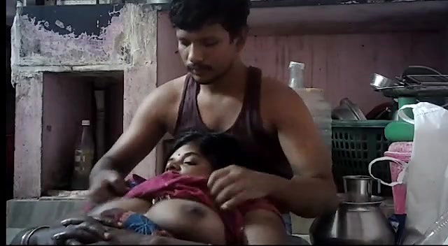 super busty Telugu aunty sex at home with boobs suck