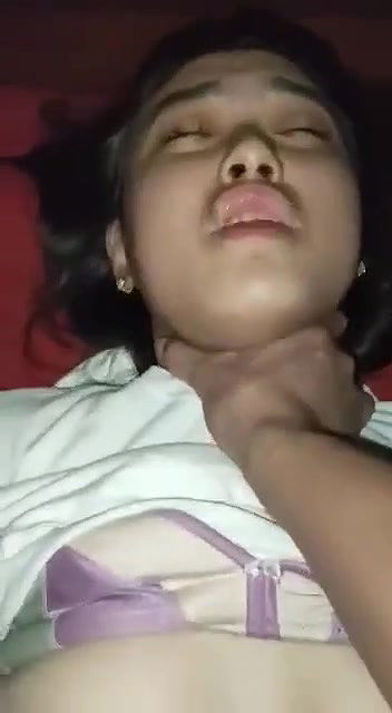 chodne ke baad muh me gira diya