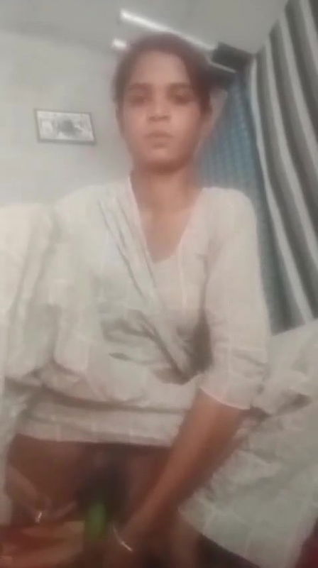 Desi teen girl taking cucumber