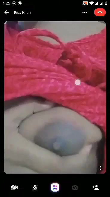 first time boobs show and nude selfie viral cute girl