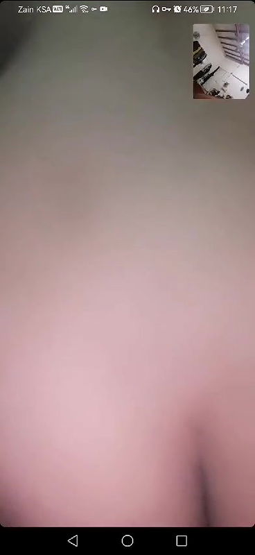 Desi lady video call plays with big boobs and pussy