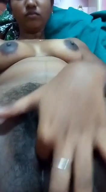 homely Tamil married girl topless in Tamil sex