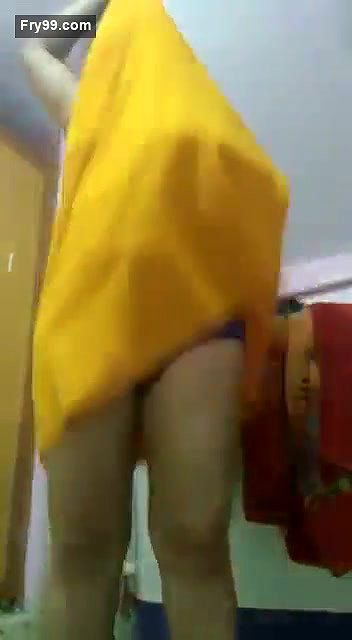 Mature bhabhi striping sari and fingering