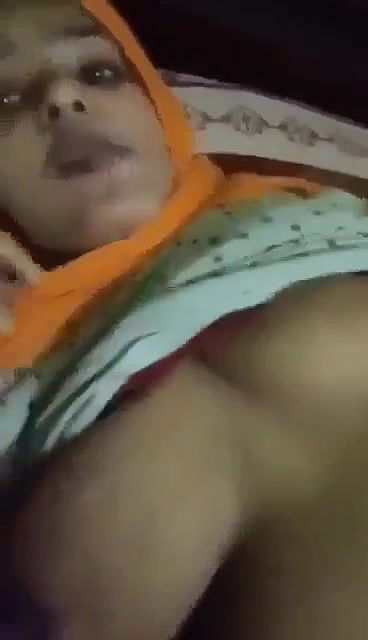Dehati big boobs slut exposing viral nude video