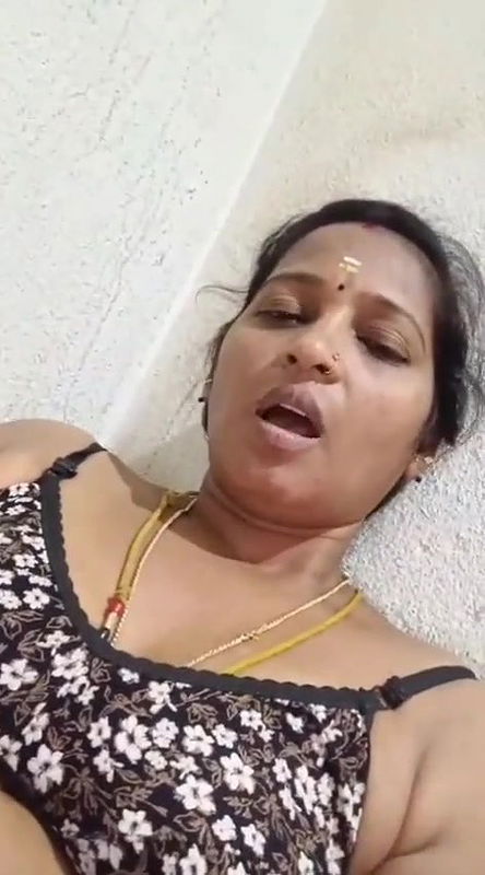 tamil aunty fingering