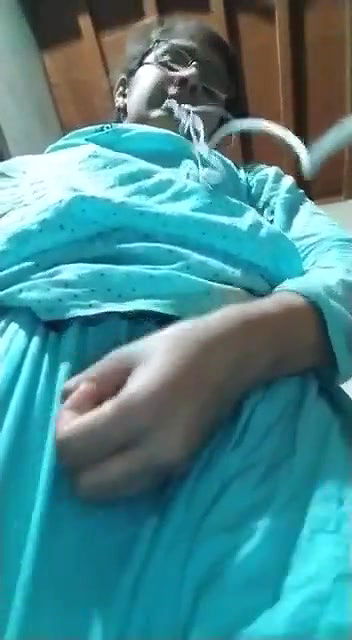 Chashmish girl showing boobs and fingering