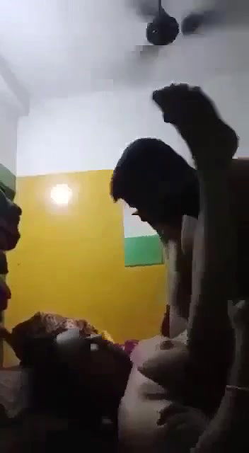 lonely bhabhi sex in missionary style with lover