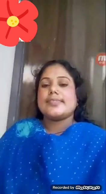 unsatisfied wife naked boobs show to lover on call