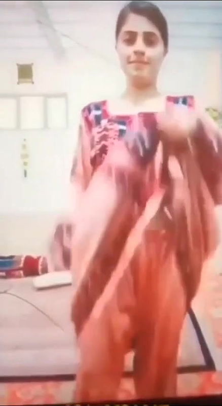 friend wife nude pics and viral videos shared