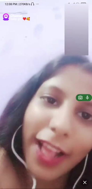 cute Chamet girl live nude big boobs showing