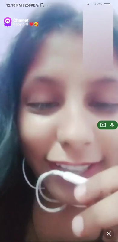 cute Chamet girl live nude big boobs showing