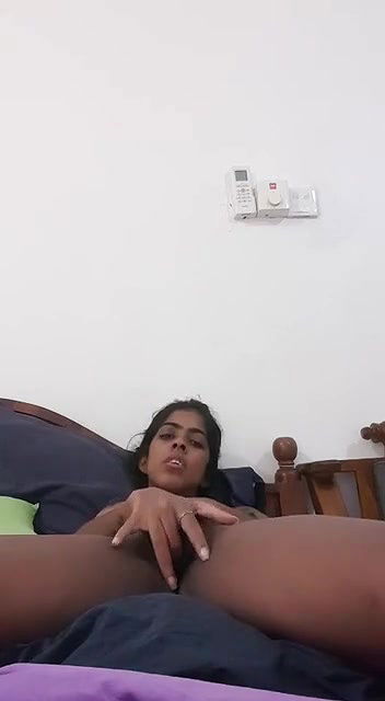 horny Tamil girl pussy Indian fingering nude show