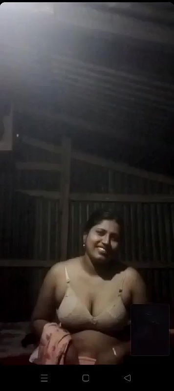 shy village bhabhi sex pussy exposing viral MMS