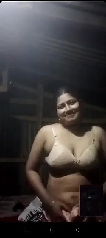 shy village bhabhi sex pussy exposing viral MMS