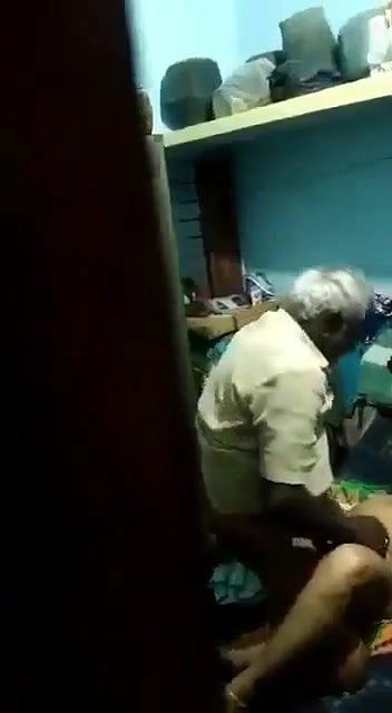 chubby bhabhi hidden sex video with old man