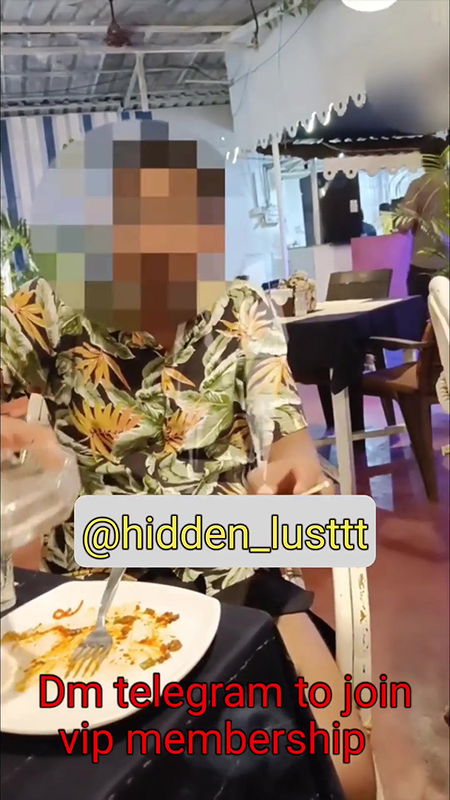 New Smriti jain Dare viral oldman girl waiter dare