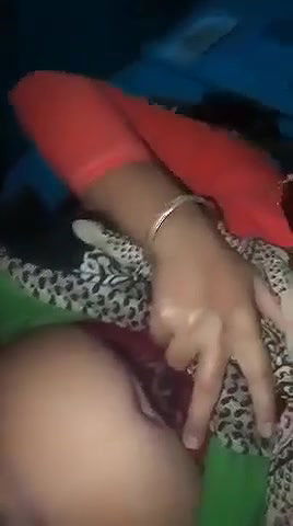 village bhabhi video call boobs show to lover