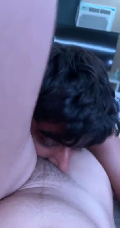 virgin girl showing pusssy to bf