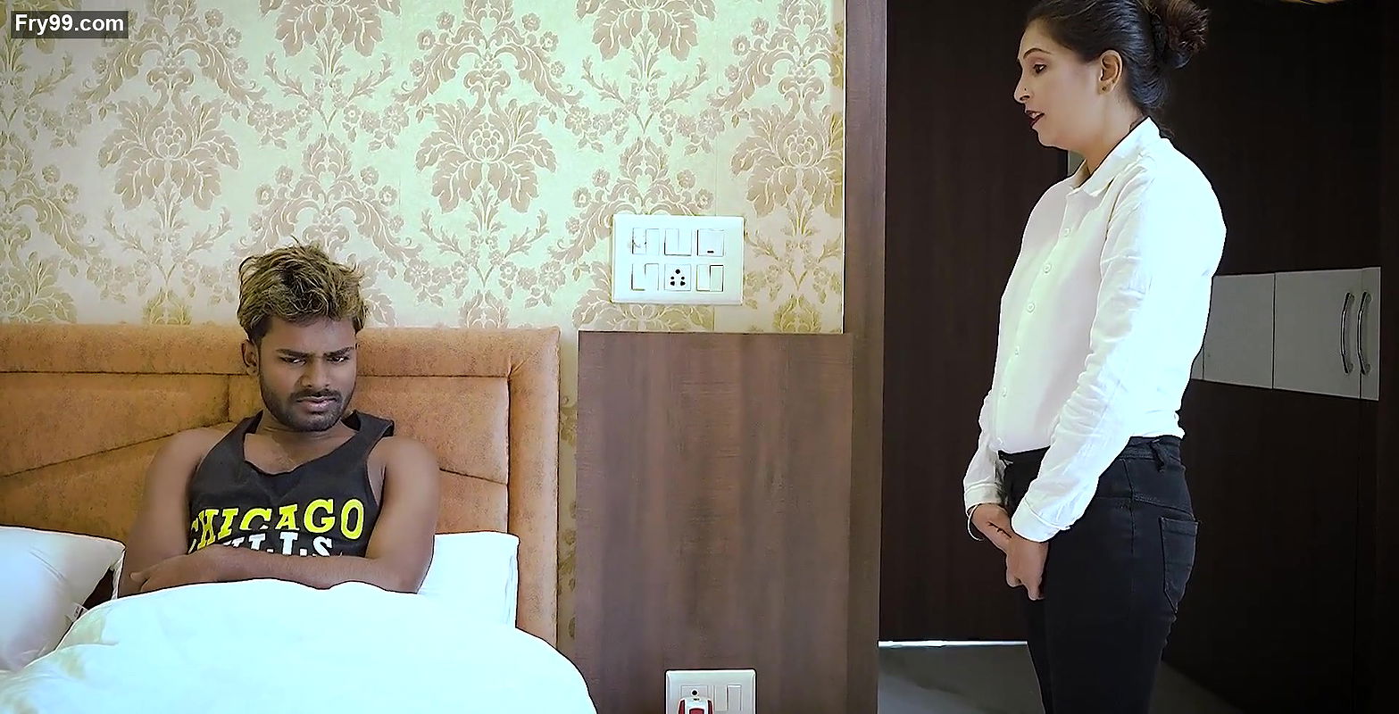 MALLU HOTEL RECEPTIONIST KO  GUEST ME ROOM KO BOLA KE CHOD DIYA FULL MOVIE ( HINDI AUDIO )