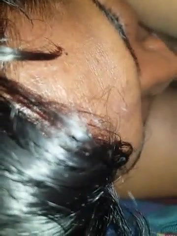 Newly married couple erotic Indian blowjob video