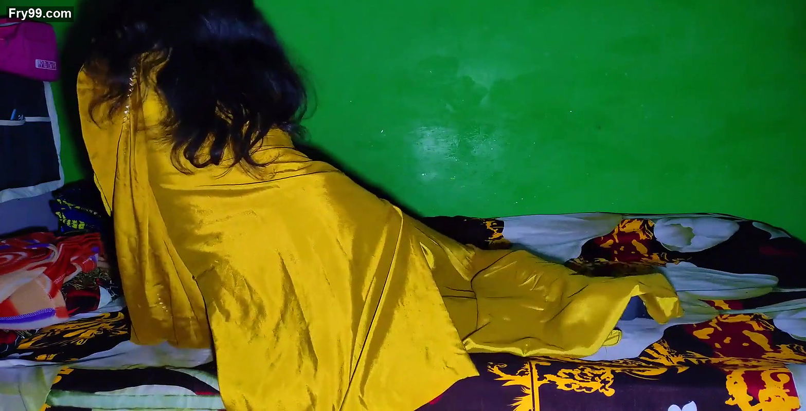 I fucked my step brother wife when she’s alone in the House.