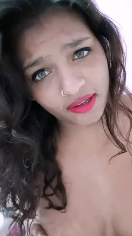 Horny Desi Girl Shows Boobs and Tight Pussy Hot Indian Sex