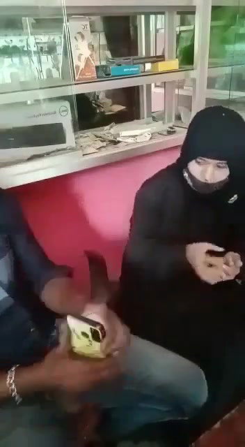 Hijabi muslim girl riding dick in photo studio sex mms