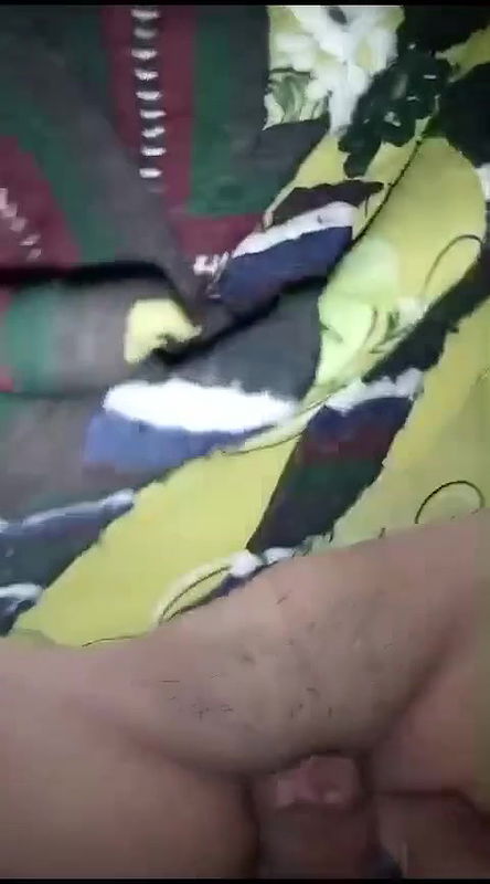 Shy Pakistani bhabhi missionary pussy fucking to neighbor