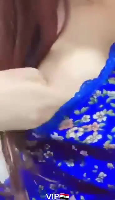 Khubsoorat Larki K Mootay Muumay or Gori Choot