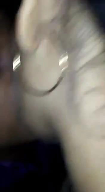 bhabi ke naram naram dudh dabaye