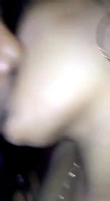 bhabi ke naram naram dudh dabaye