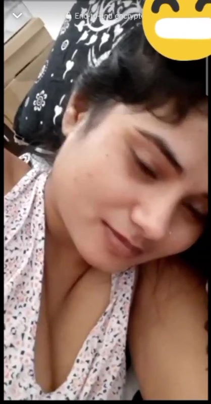 Omaal63 com naina what app