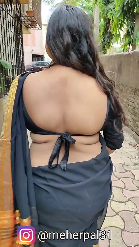 Aaj Maine Saree Mai Kiya Walk Aur Photoshoot