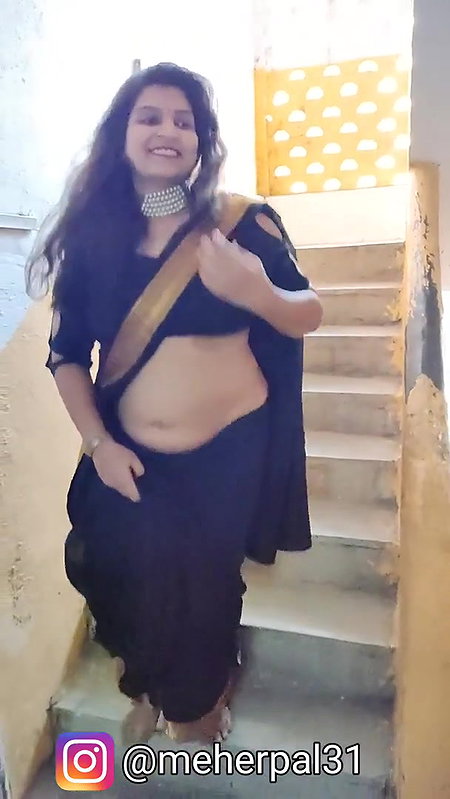Aaj Maine Saree Mai Kiya Walk Aur Photoshoot