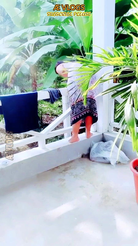 Bathing village bhabhi hot girl dress change full video New Desi video daily vlogs @ VLOGS