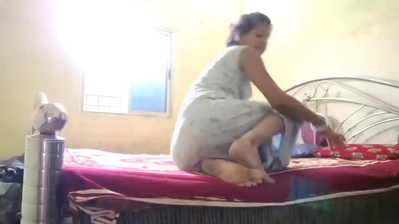 Abedsheet changing in morning#hotbath #hotyoga #hotvideo