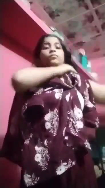 Beautiful Cute Busty Girl Showing Her Sexy Pussy