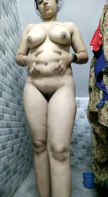 Chubby Indian Sexy Girl Showing Her Hot Naked Beauty