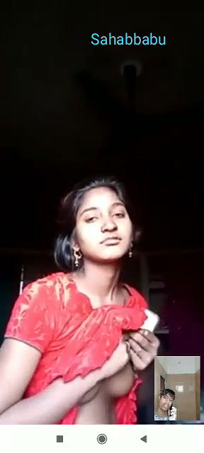 Cute Young Girlfriend Showing Boobs To Lover On Video Call