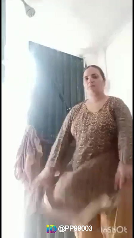 big boobs mom bathing