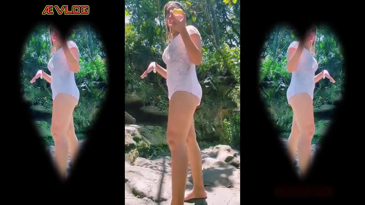 Desi bathing bhabhi kaise nahaye hai