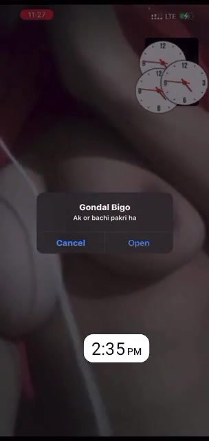 Desi Girl Live Showing