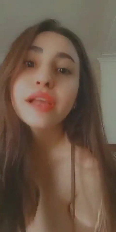 Young and Beautiful Girl Full Nude