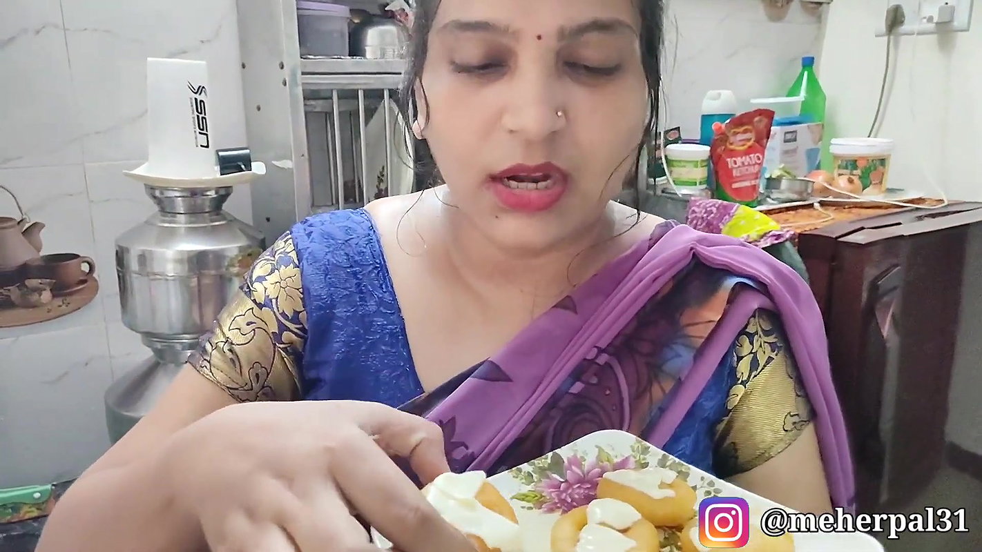 Evening Snacks McCains & Tea Best Combination Food Vlog #2 Meher Pal