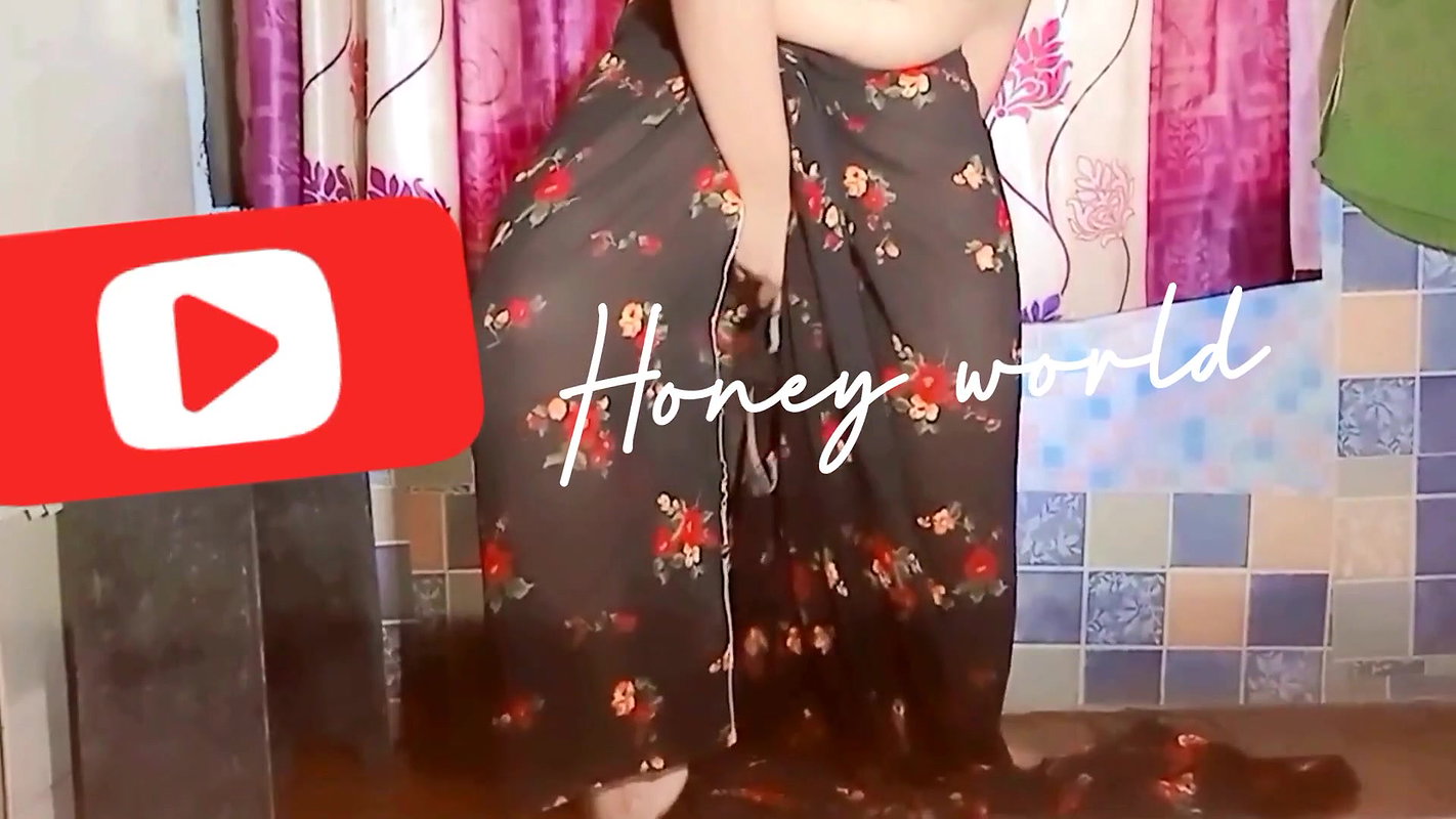 Floral Print Black Saree wearing