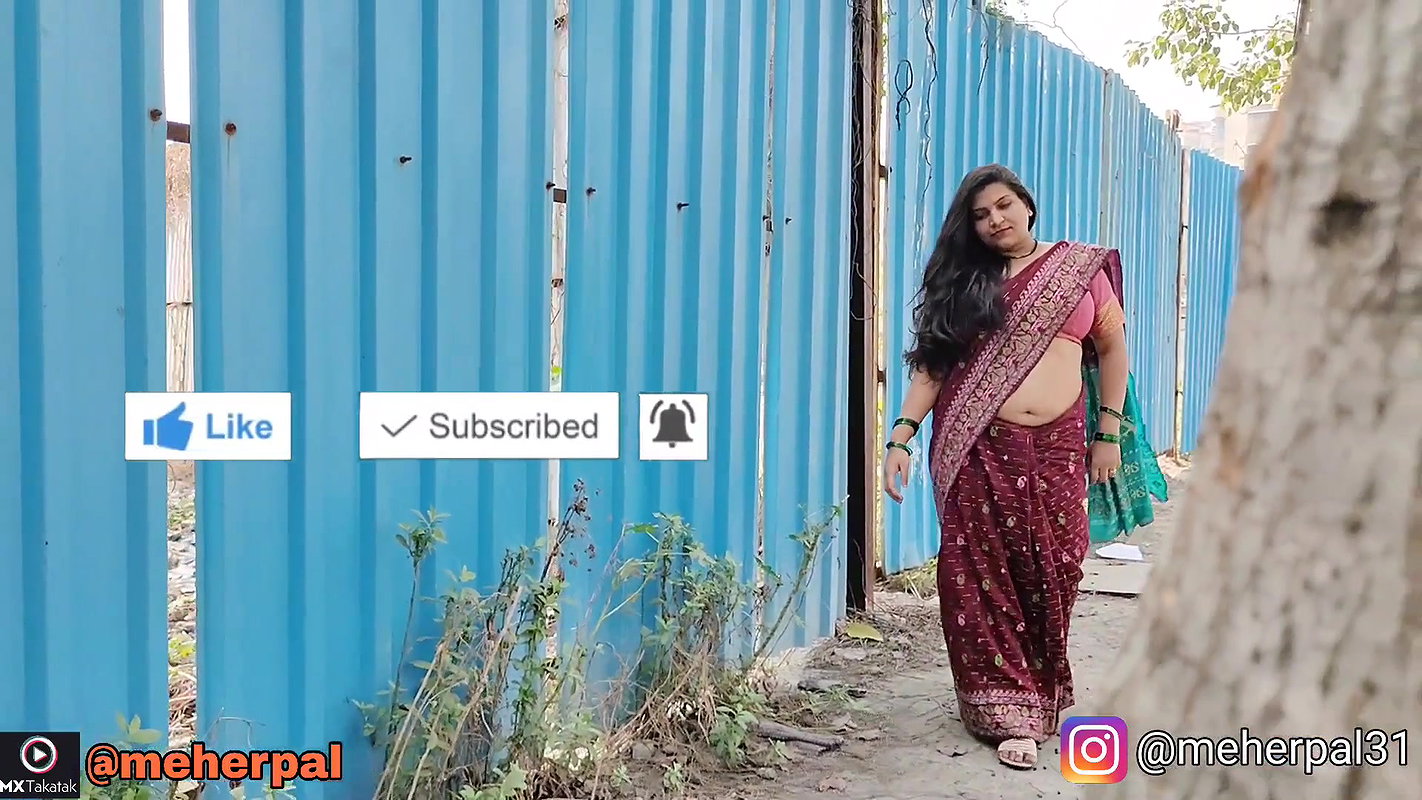 I Like To Do #slowmo Walk Decent Style Of Walk On Streets Of Mumbai Main Chali Main Chali