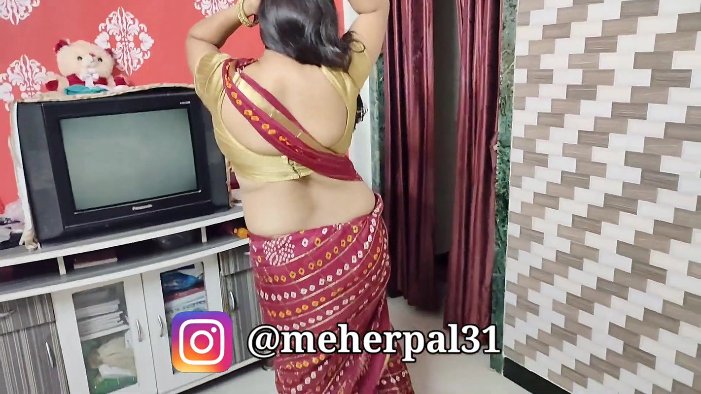 Item Songs Chikni Chameli,Munni Badnaam Hui,Mehbooba Mehbooba